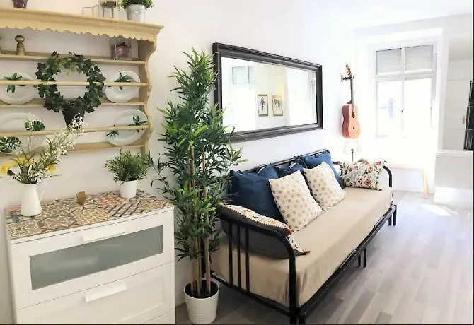 Cozy And Beautiful Flat In Great Location!